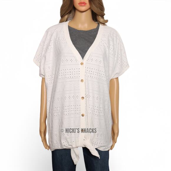 Como Blu Eyelet Knit Button Front Tie Hem Top Ivory Cream Lightweight Size 3X - Picture 2 of 10